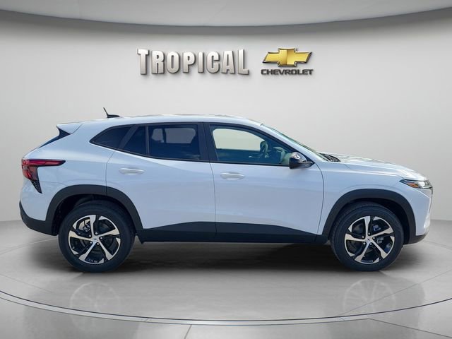 New 2026 Chevrolet Trax RS FWD image 8