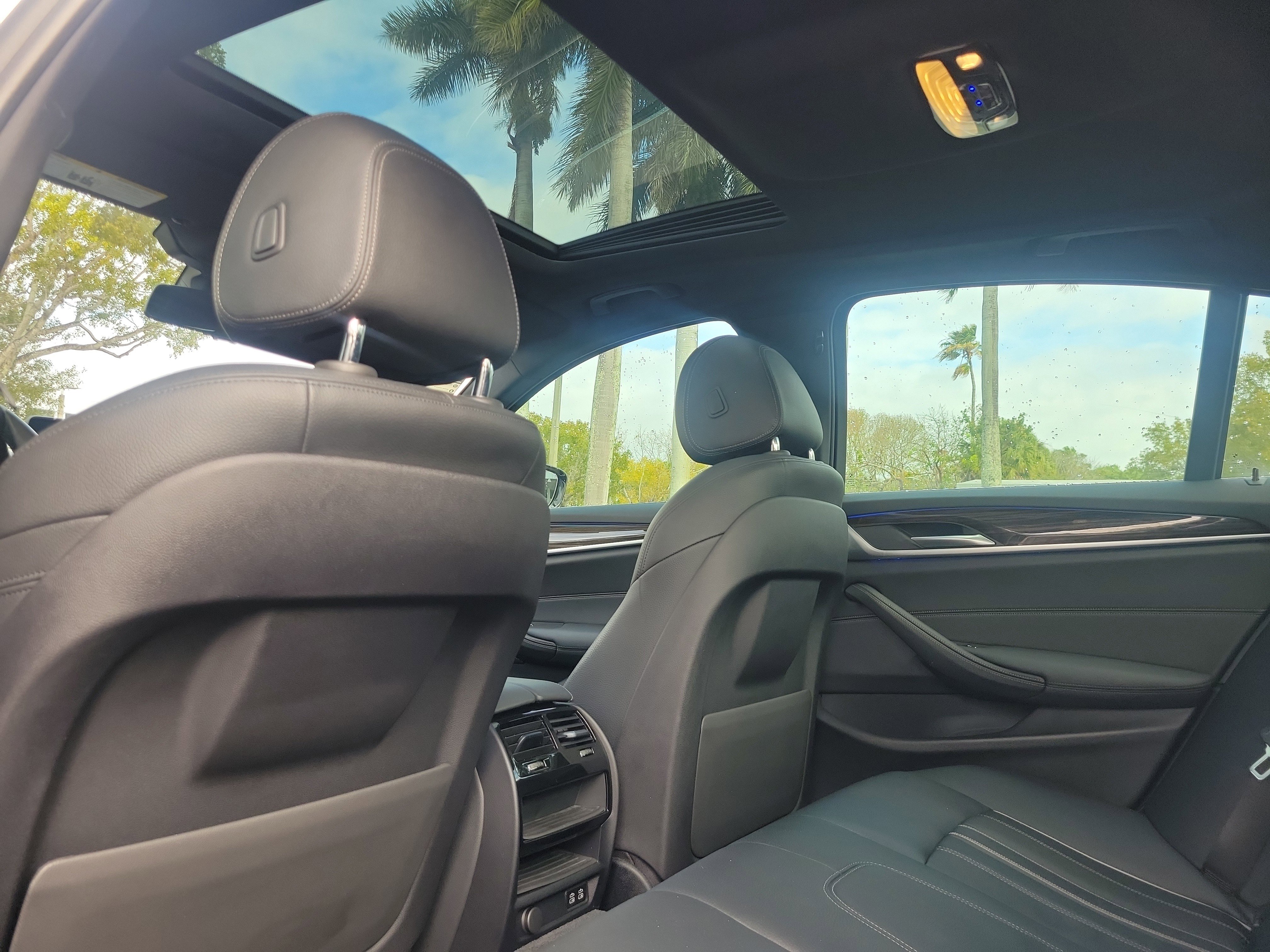 Used 2021 BMW 540i w/ Convenience Package image 12