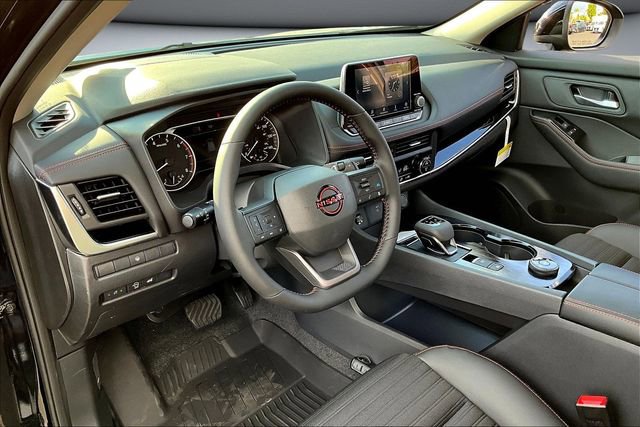 New 2026 Nissan Rogue SV image 7
