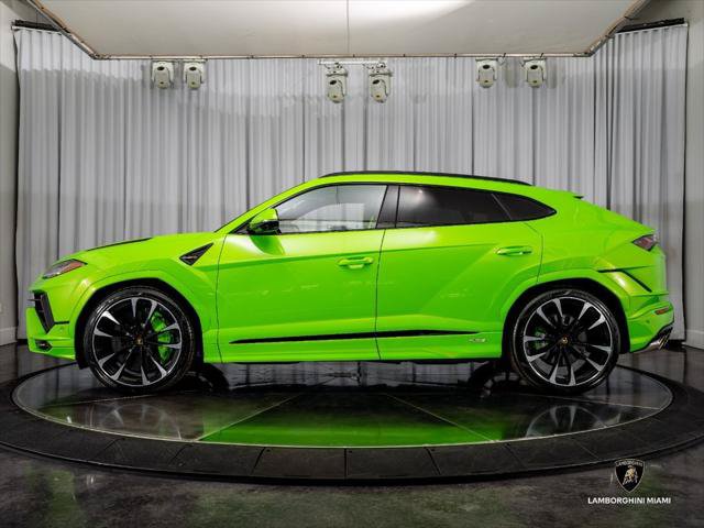 Used 2024 Lamborghini Urus S AWD/4WD image 6