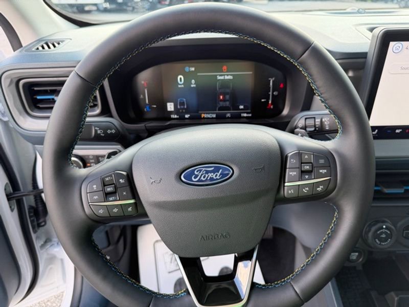 New 2025 Ford Maverick Lobo image 13