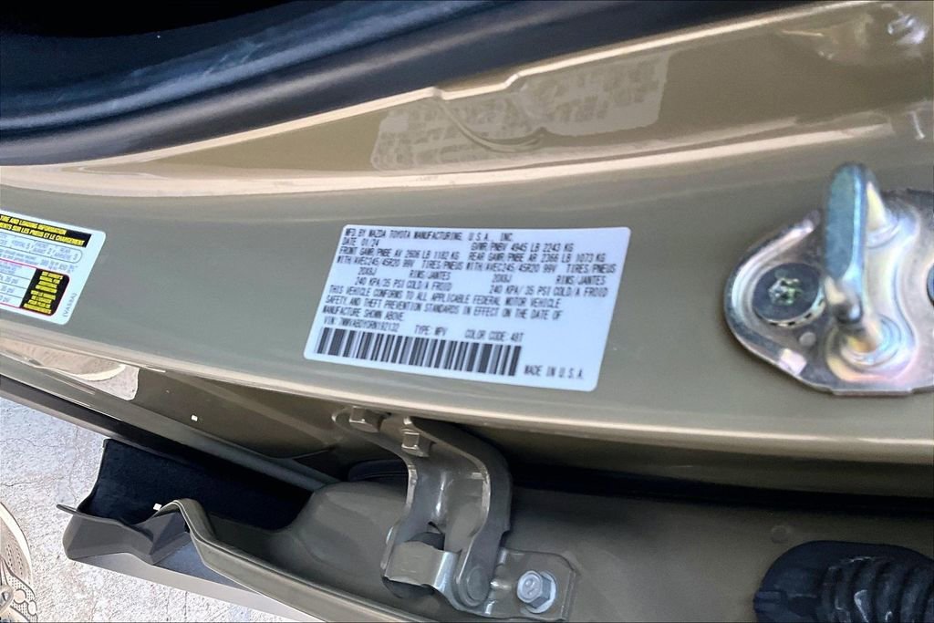 Used 2024 MAZDA CX-50 AWD 2.5 Turbo w/ Weather Package image 17