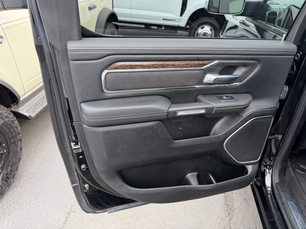 Used 2019 RAM 1500 Laramie w/ Trailer Tow Group AWD/4WD image 15