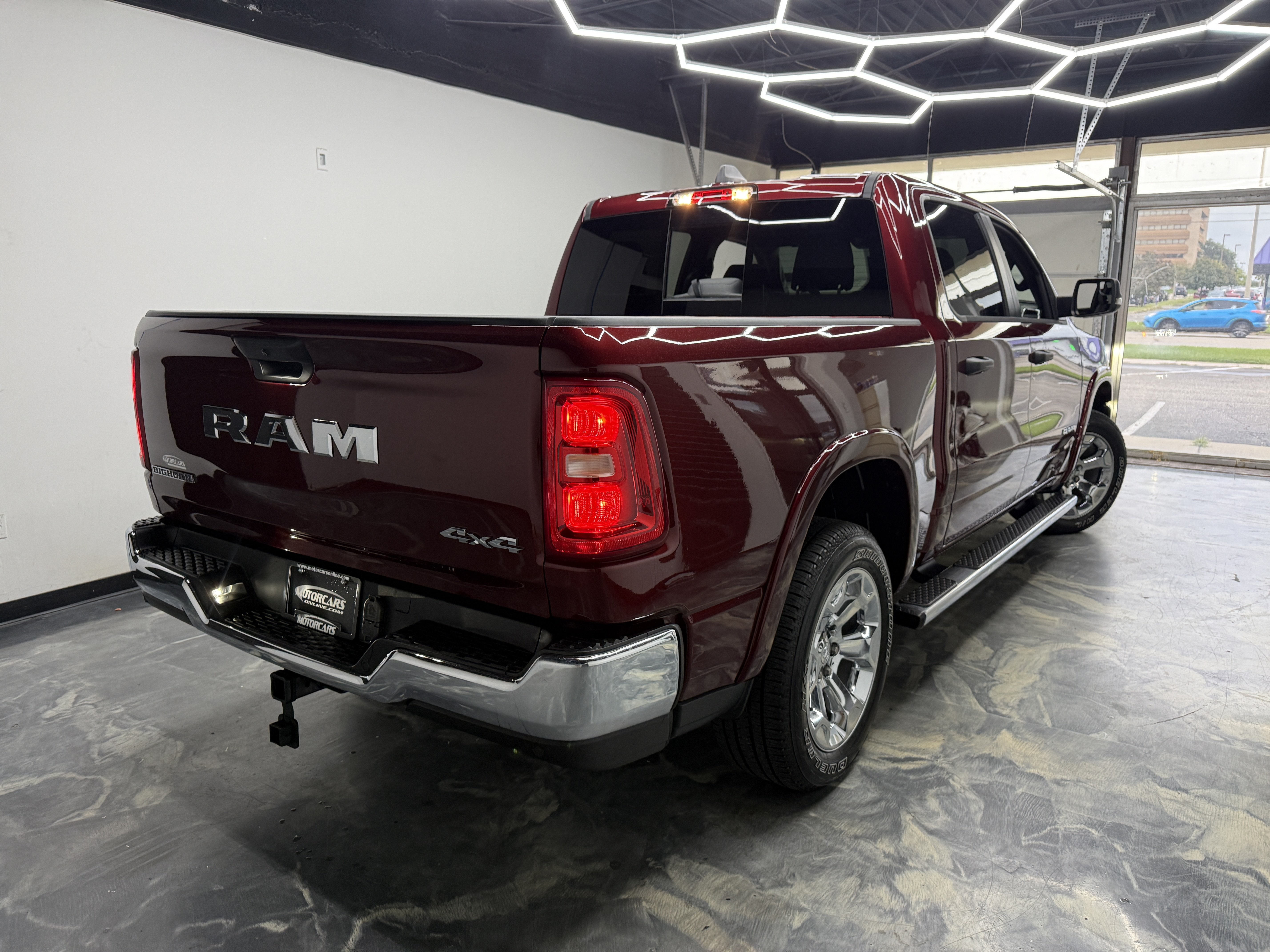 Used 2025 RAM 1500 Big Horn AWD/4WD image 5