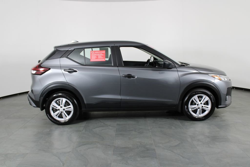 Certified 2025 Nissan Kicks Play S image 15