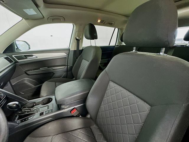 Used 2018 Volkswagen Atlas Launch Edition FWD image 19