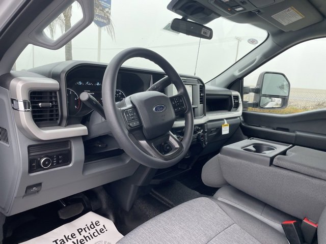 New 2026 Ford F250 XL w/ XL Chrome Package image 9