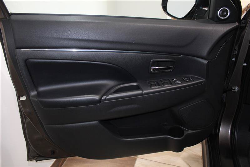 Used 2017 Mitsubishi Outlander Sport AWD image 30