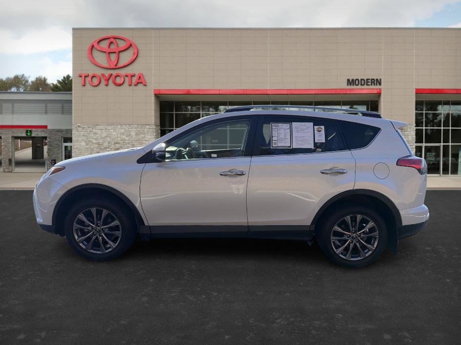 Used 2018 Toyota RAV4 Limited image 7