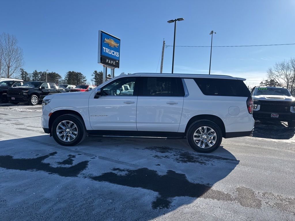 Used 2024 Chevrolet Suburban Premier image 8