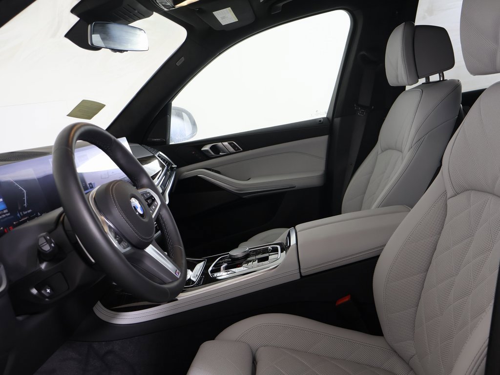 Used 2026 BMW X7 xDrive40i w/ M Sport Package image 22