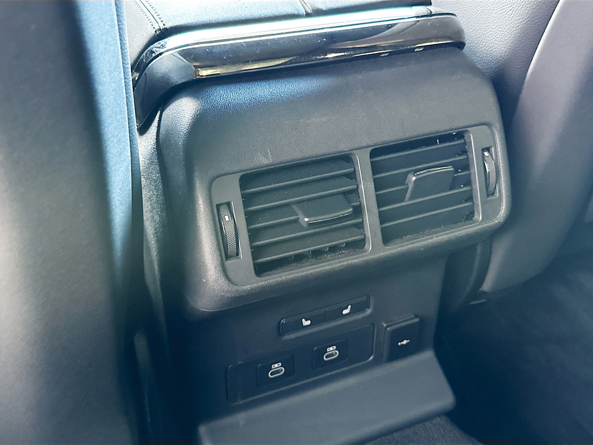 Used 2024 Land Rover Range Rover Velar Dynamic SE image 27