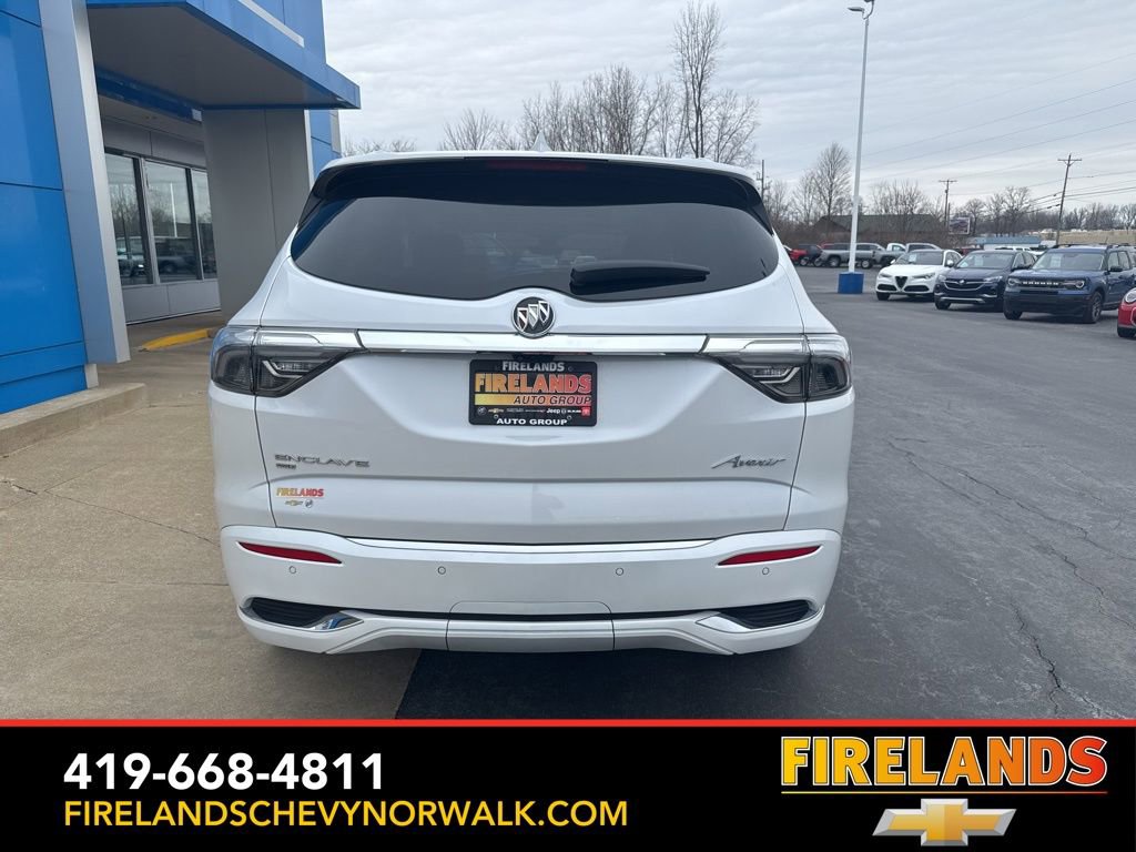 Certified 2024 Buick Enclave Avenir w/ Avenir Technology Package image 6