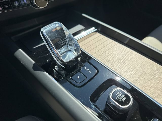 New 2026 Volvo XC60 T8 Plus w/ Protection Package Premier image 15