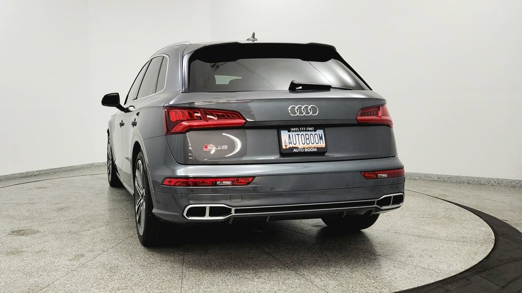 Used 2018 Audi SQ5 Prestige w/ Prestige Package AWD/4WD image 4