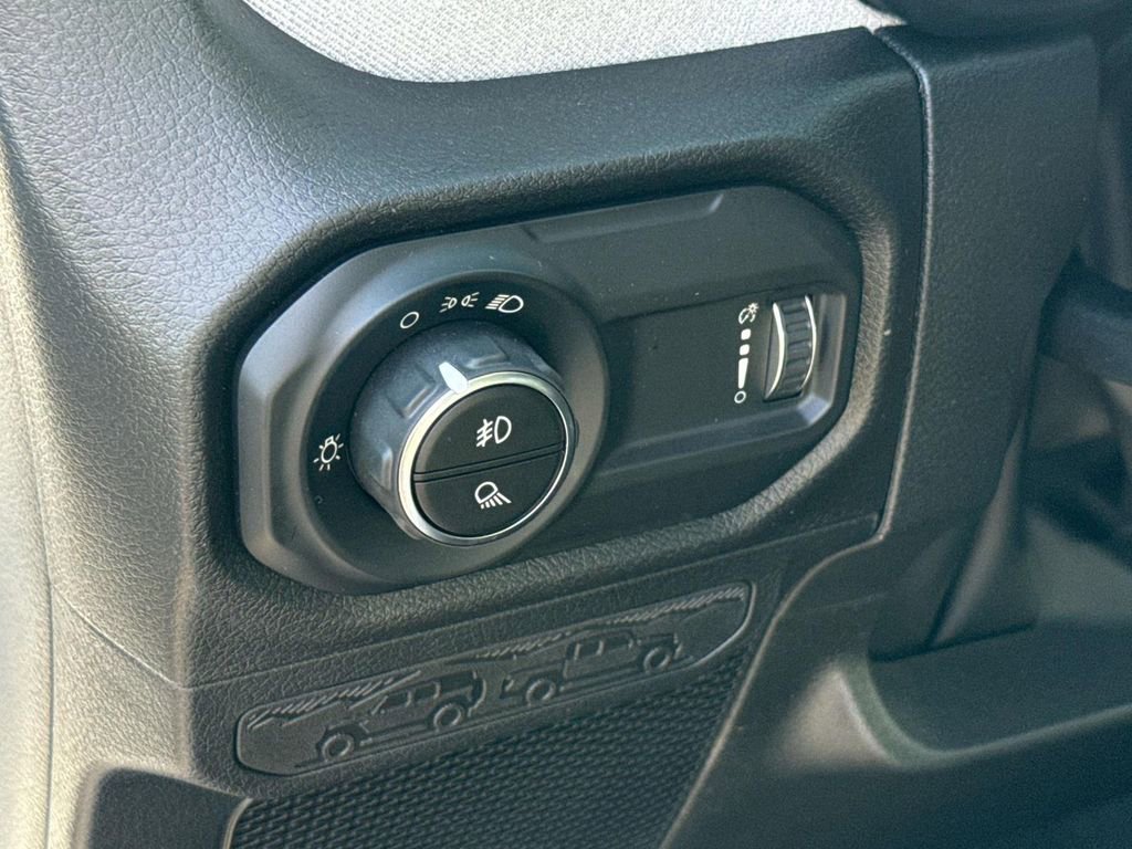 New 2026 Jeep Gladiator Sport AWD/4WD image 25