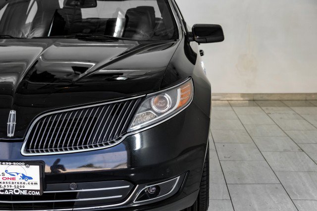 Used 2015 Lincoln MKS w/ Equipment Group 101A image 48