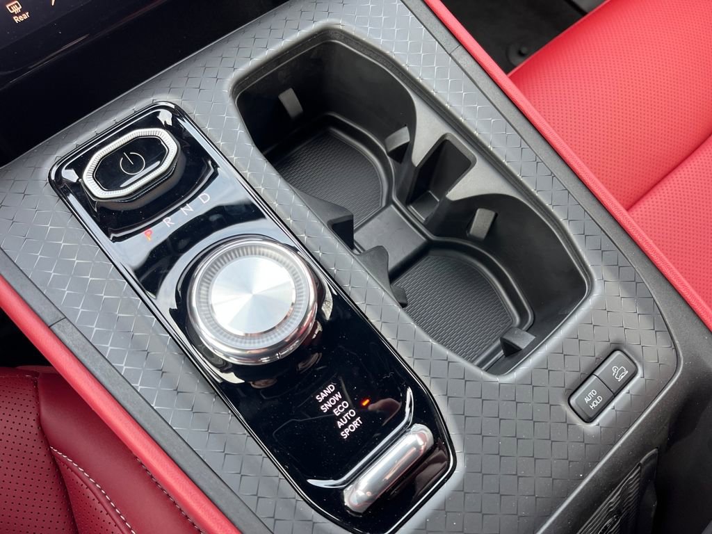 New 2025 Jeep Wagoneer S Launch Edition image 14