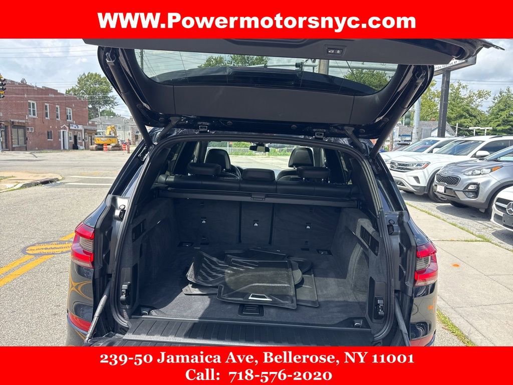 Used 2020 BMW X5 M50i w/ Premium Package image 22