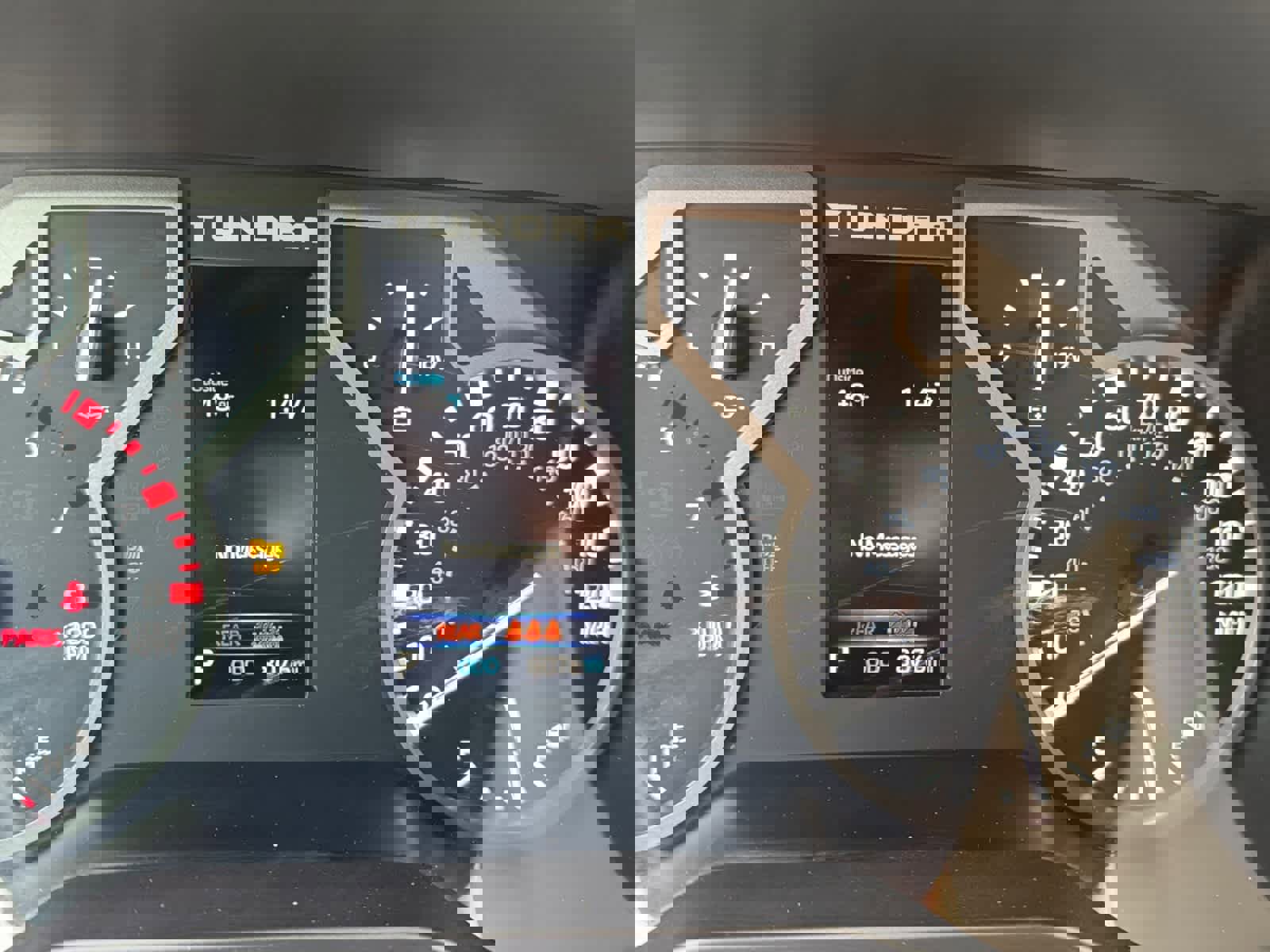 Used 2024 Toyota Tundra SR5 w/ SR5 Premium Package AWD/4WD image 22