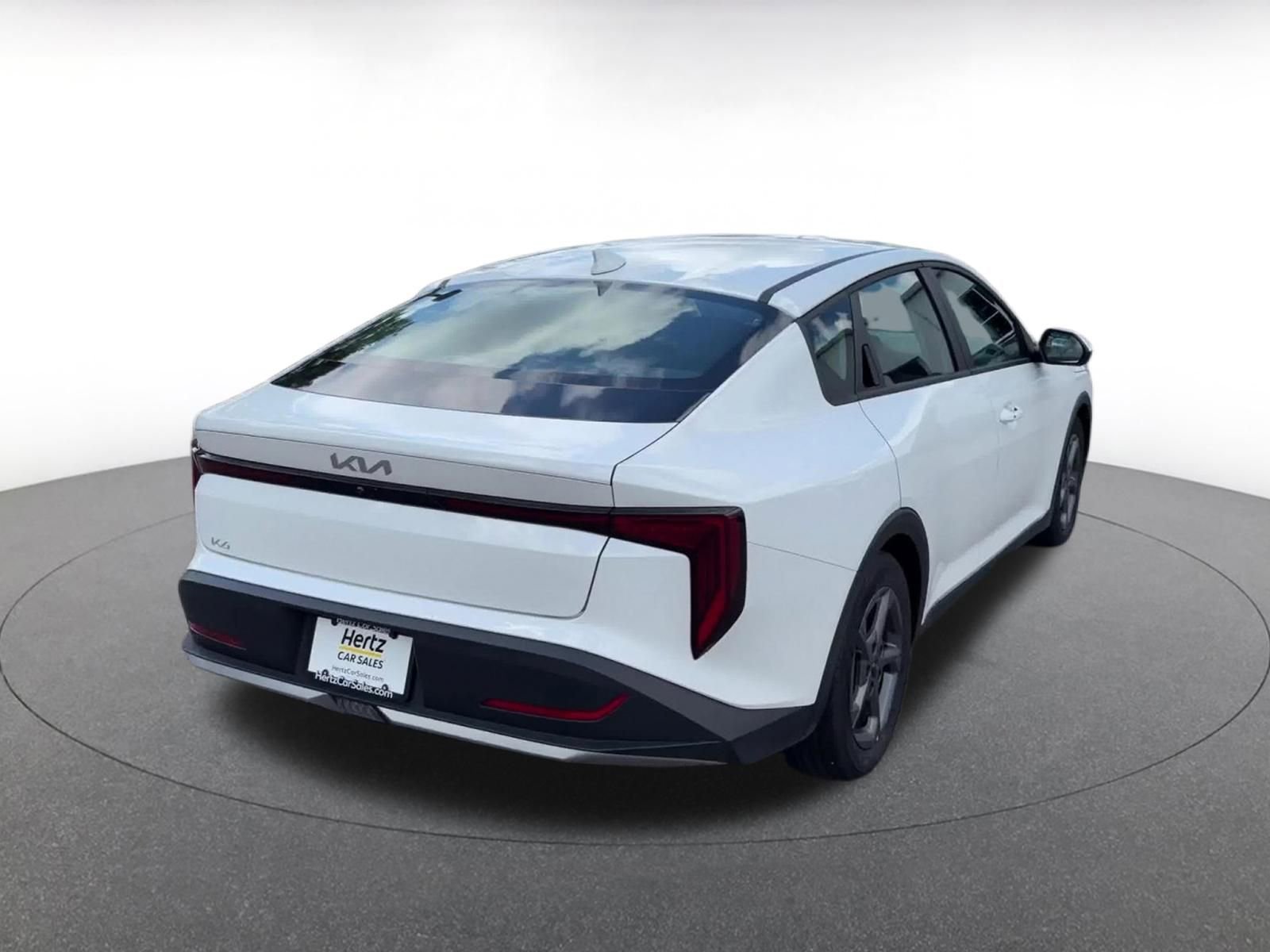 Used 2025 Kia K4 FWD image 14