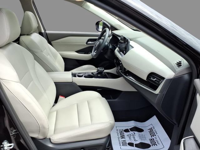 Certified 2023 Nissan Rogue SL w/ SL Premium Package AWD/4WD image 13