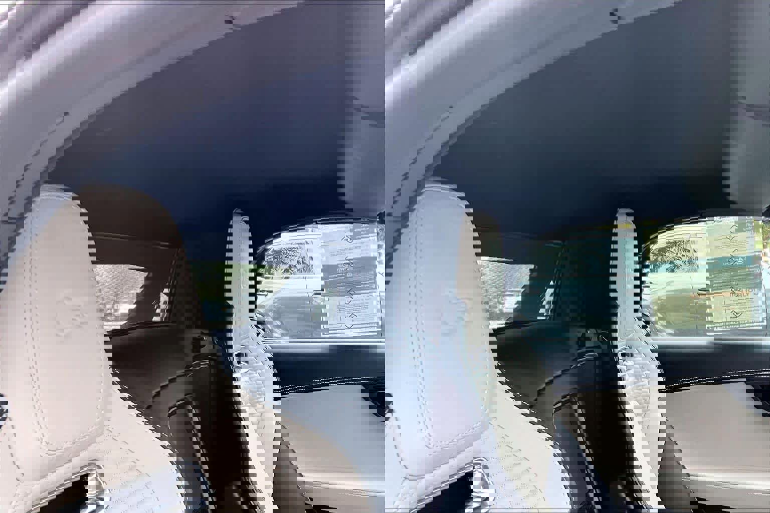 Used 2023 Jaguar F-TYPE R image 13