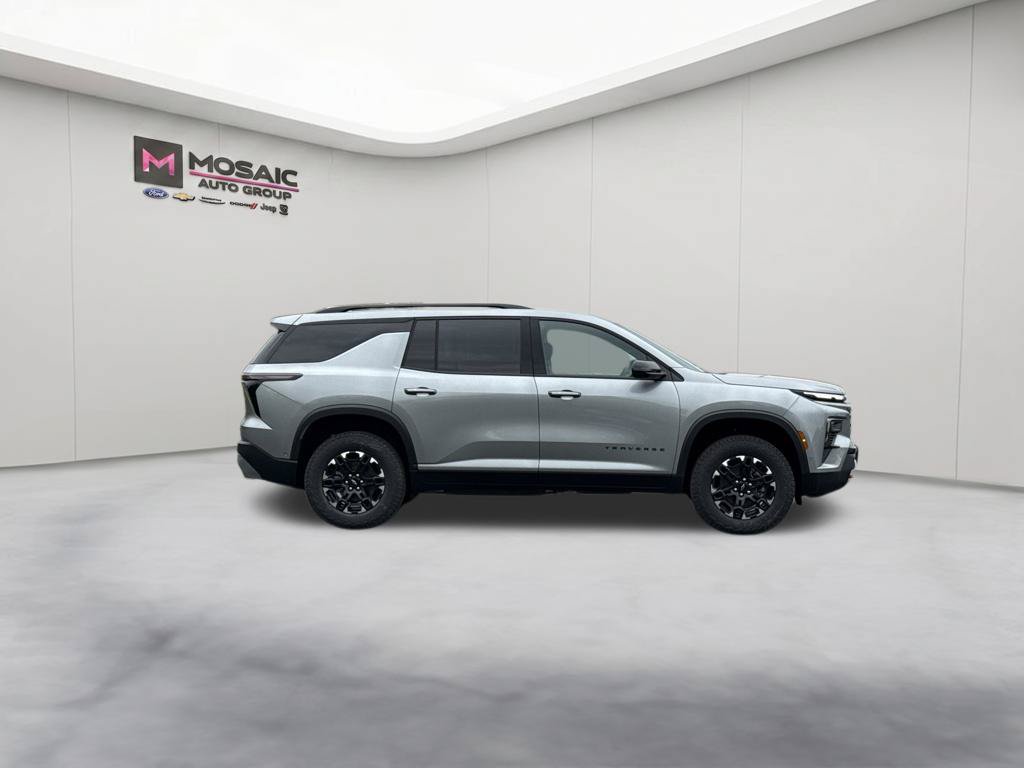 New 2027 Chevrolet Traverse Z71 w/ Enhanced Driving Package AWD/4WD image 9