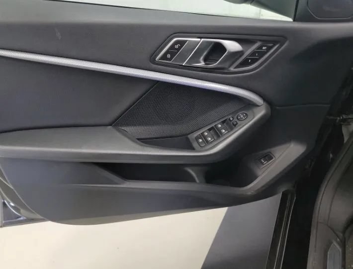 Used 2022 BMW 228i Gran Coupe w/ Convenience Package FWD image 8