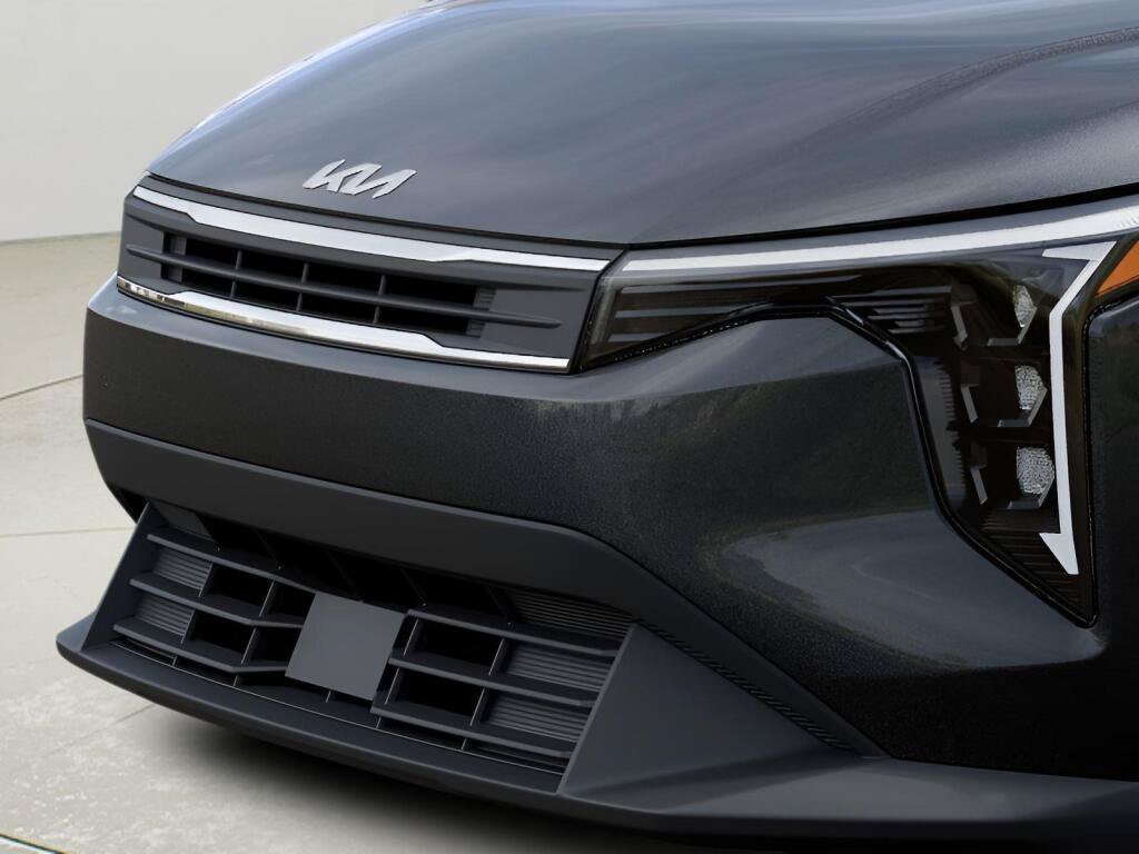 New 2026 Kia K4 FWD image 26