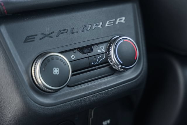 Used 2026 Ford Explorer ST-Line AWD/4WD image 43