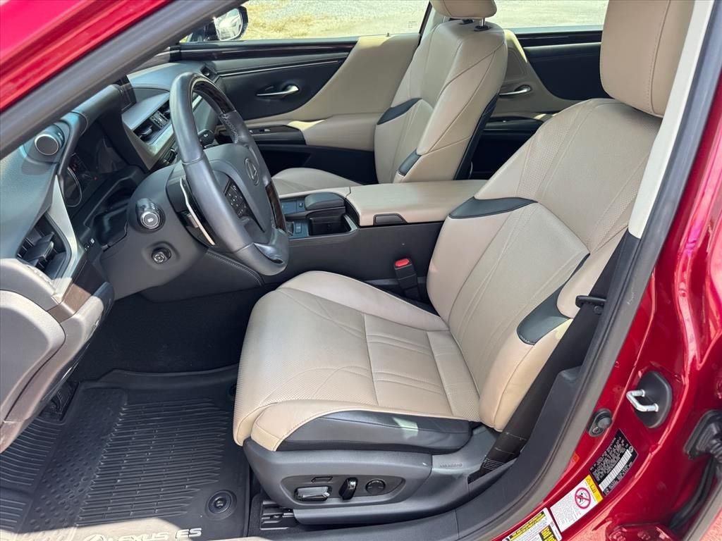 Used 2019 Lexus ES 350 w/ Accessory Package FWD image 9