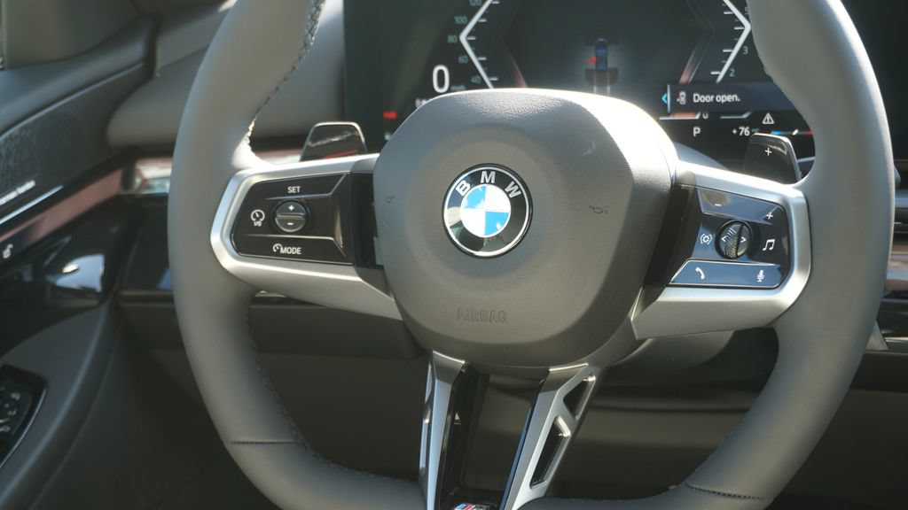 New 2027 BMW 530i xDrive w/ M Sport Package AWD/4WD image 17