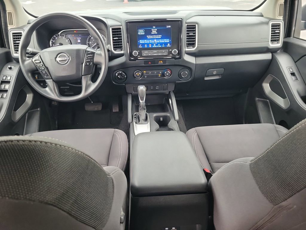 Used 2022 Nissan Frontier SV w/ Technology Package AWD/4WD image 11
