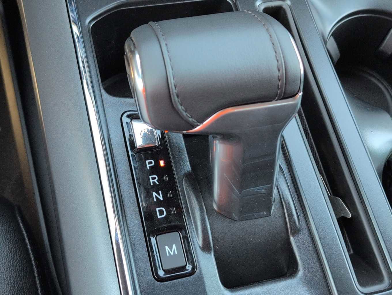 Certified 2025 Ford F150 Lariat w/ Equipment Group 501A Mid image 18