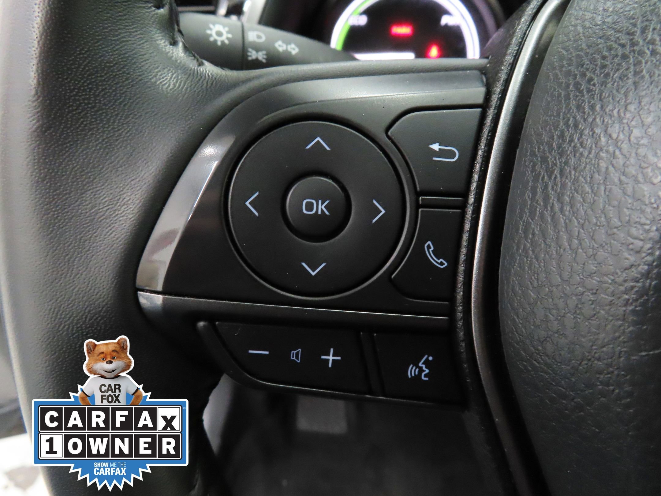 Used 2024 Toyota Camry SE image 12