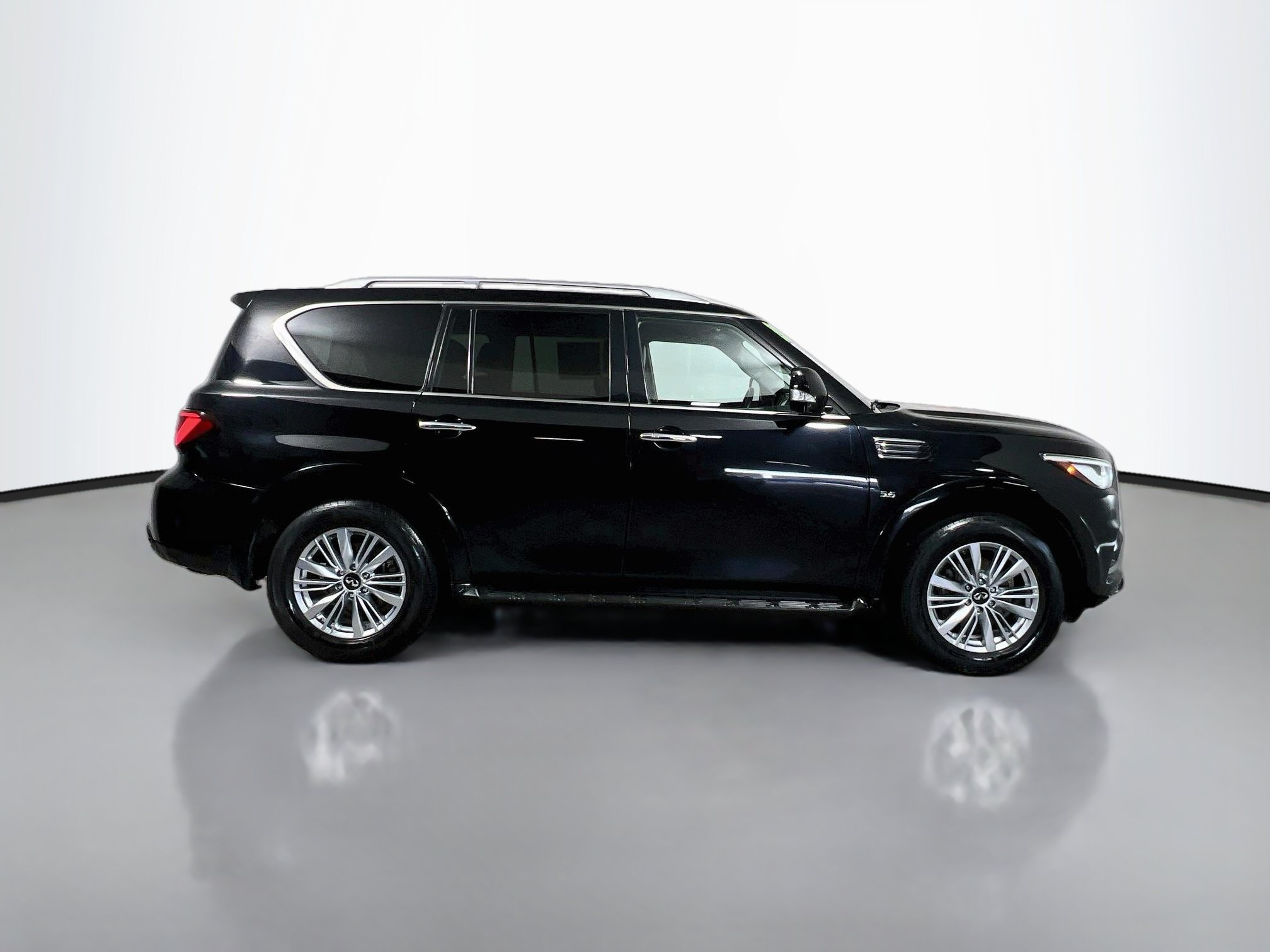 Used 2020 INFINITI QX80 Luxe w/ Proassist Package AWD/4WD image 3