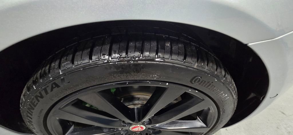 Used 2018 Jaguar XE S image 48