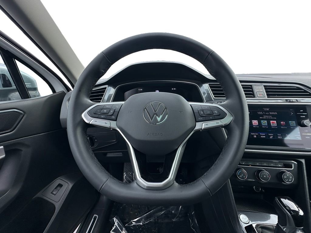 Used 2024 Volkswagen Tiguan Wolfsburg Edition image 12