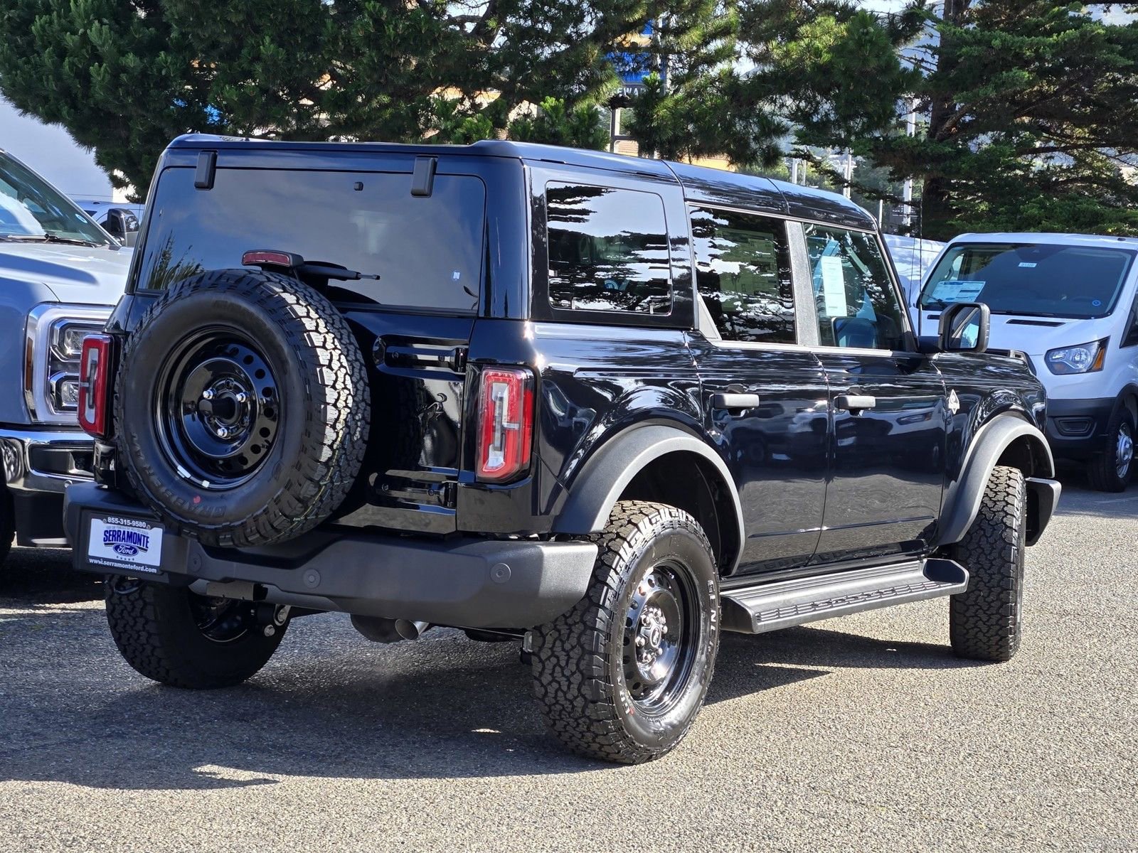 New 2026 Ford Bronco Outer Banks AWD/4WD image 4