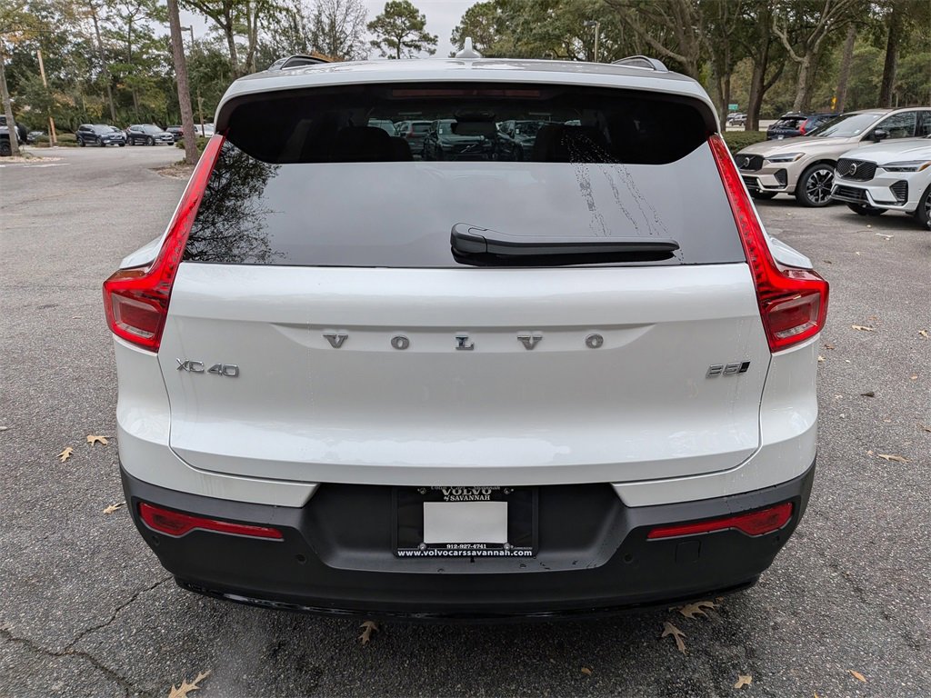 New 2026 Volvo XC40 B5 Plus w/ Protection Package Premier image 5