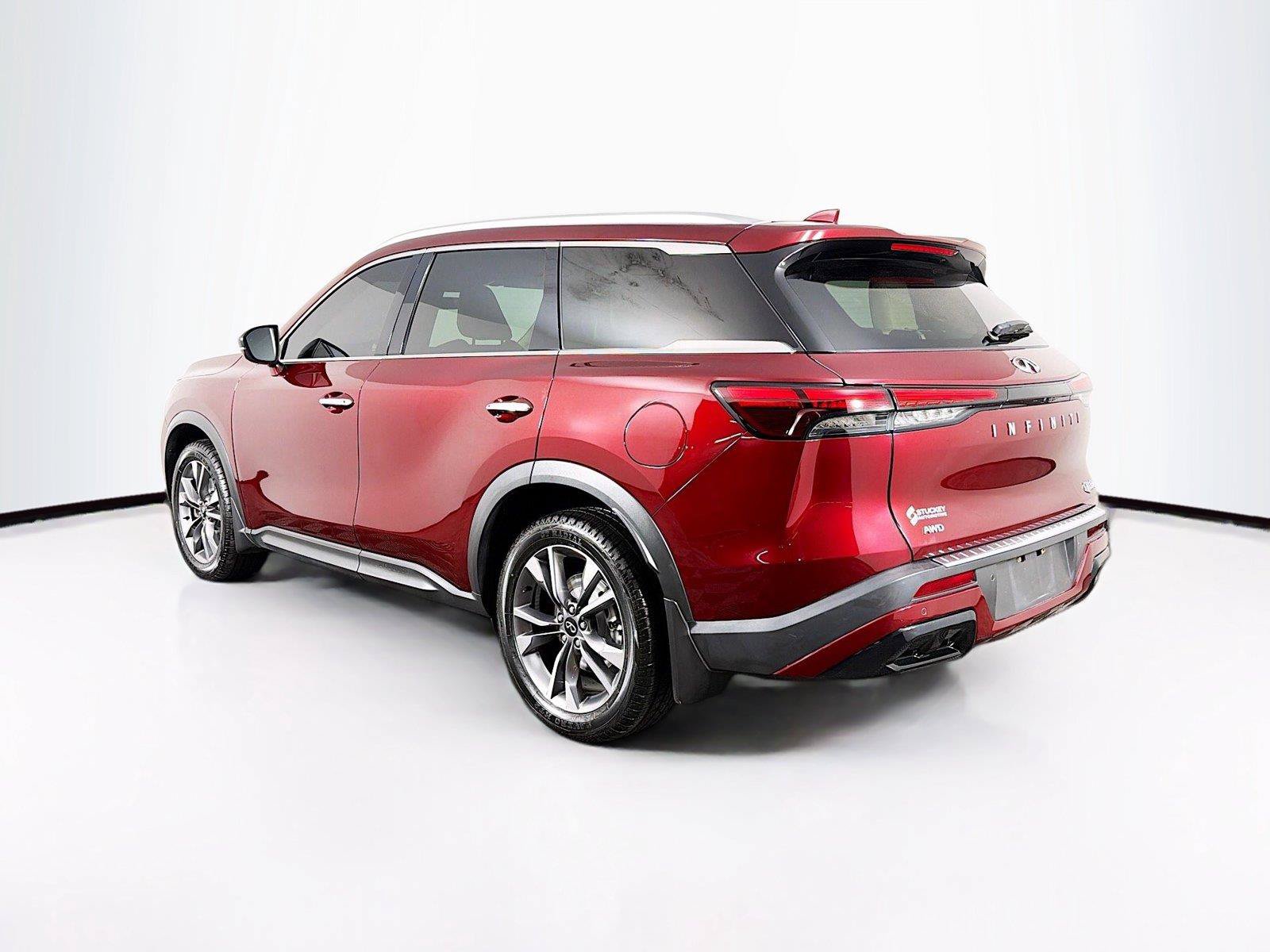 Used 2023 INFINITI QX60 Luxe w/ Cargo Package AWD/4WD image 9