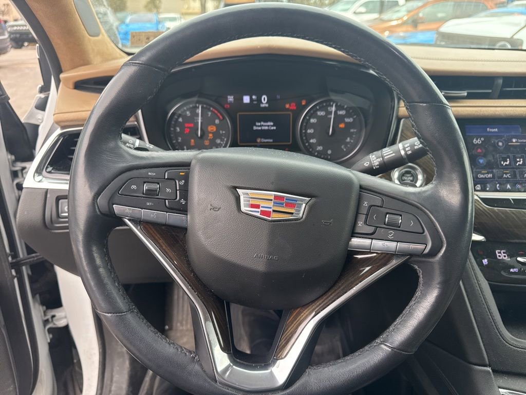 Used 2020 Cadillac XT6 Premium Luxury w/ Platinum Package image 11