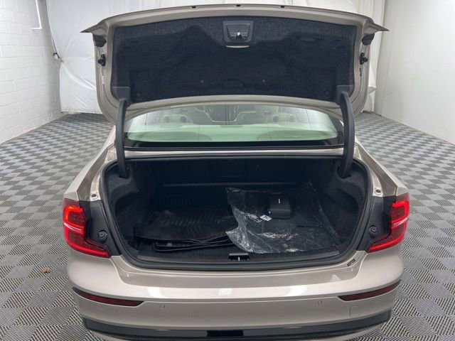 Used 2023 Volvo S60 B5 Plus image 8