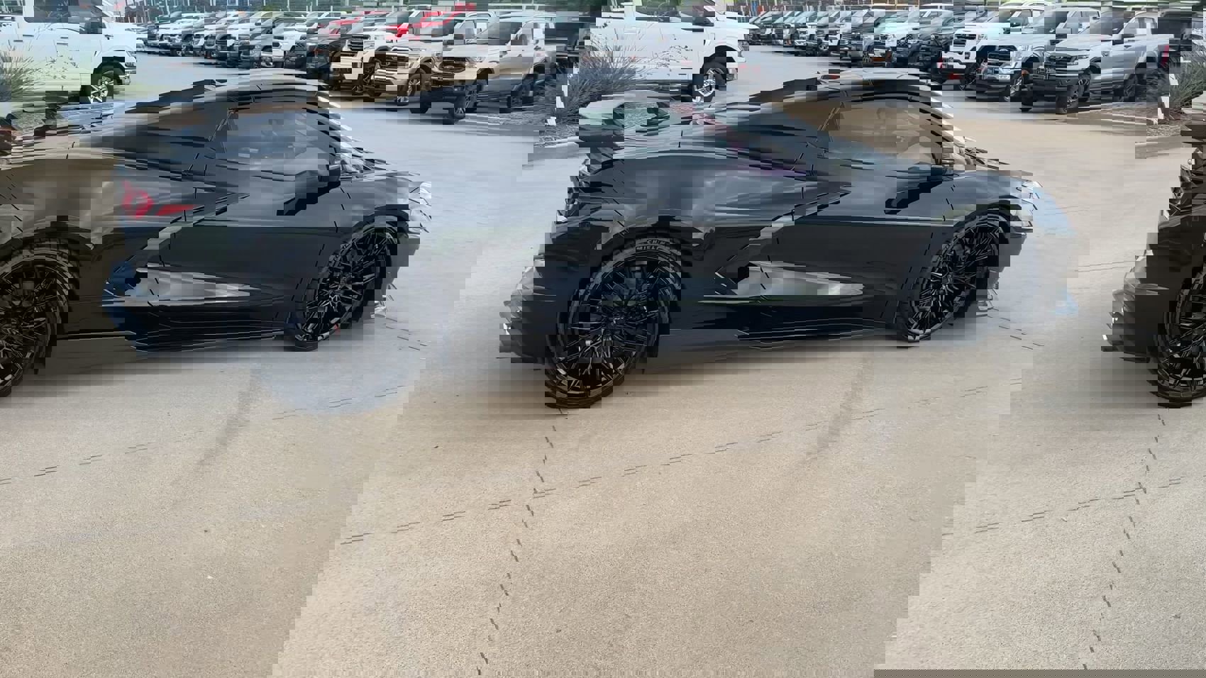 Used 2024 Chevrolet Corvette Stingray Premium Conv w/ Battery Protection Package image 9