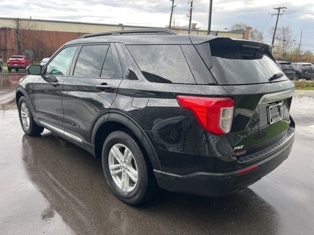 Used 2024 Ford Explorer XLT image 7