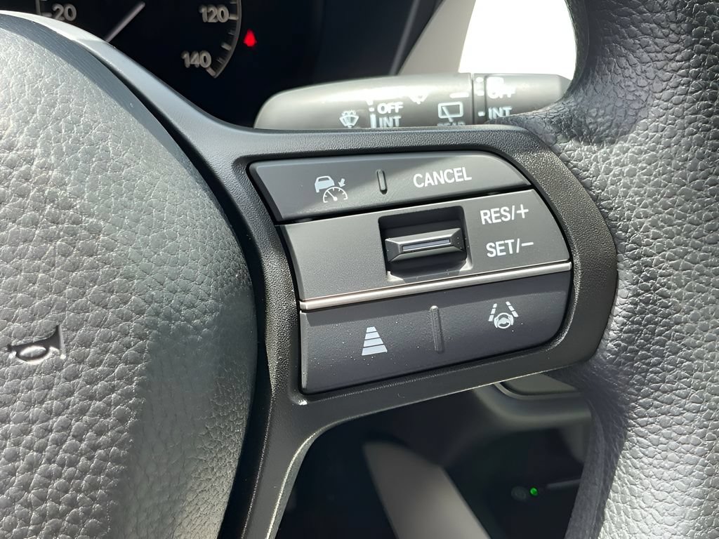 Certified 2026 Honda HR-V LX image 31