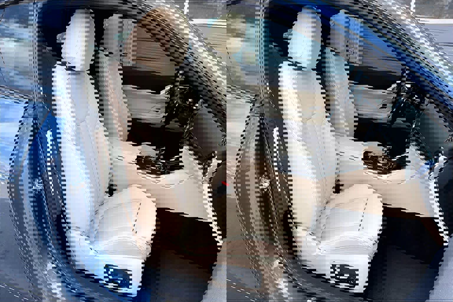 Used 2021 BMW 430i Coupe w/ Convenience Package image 12