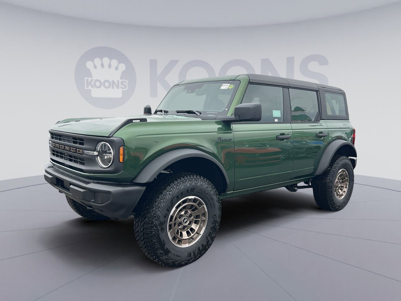 New 2025 Ford Bronco 4-Door AWD/4WD image 1