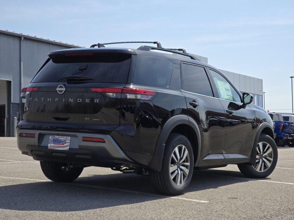 New 2026 Nissan Pathfinder SL AWD/4WD image 3